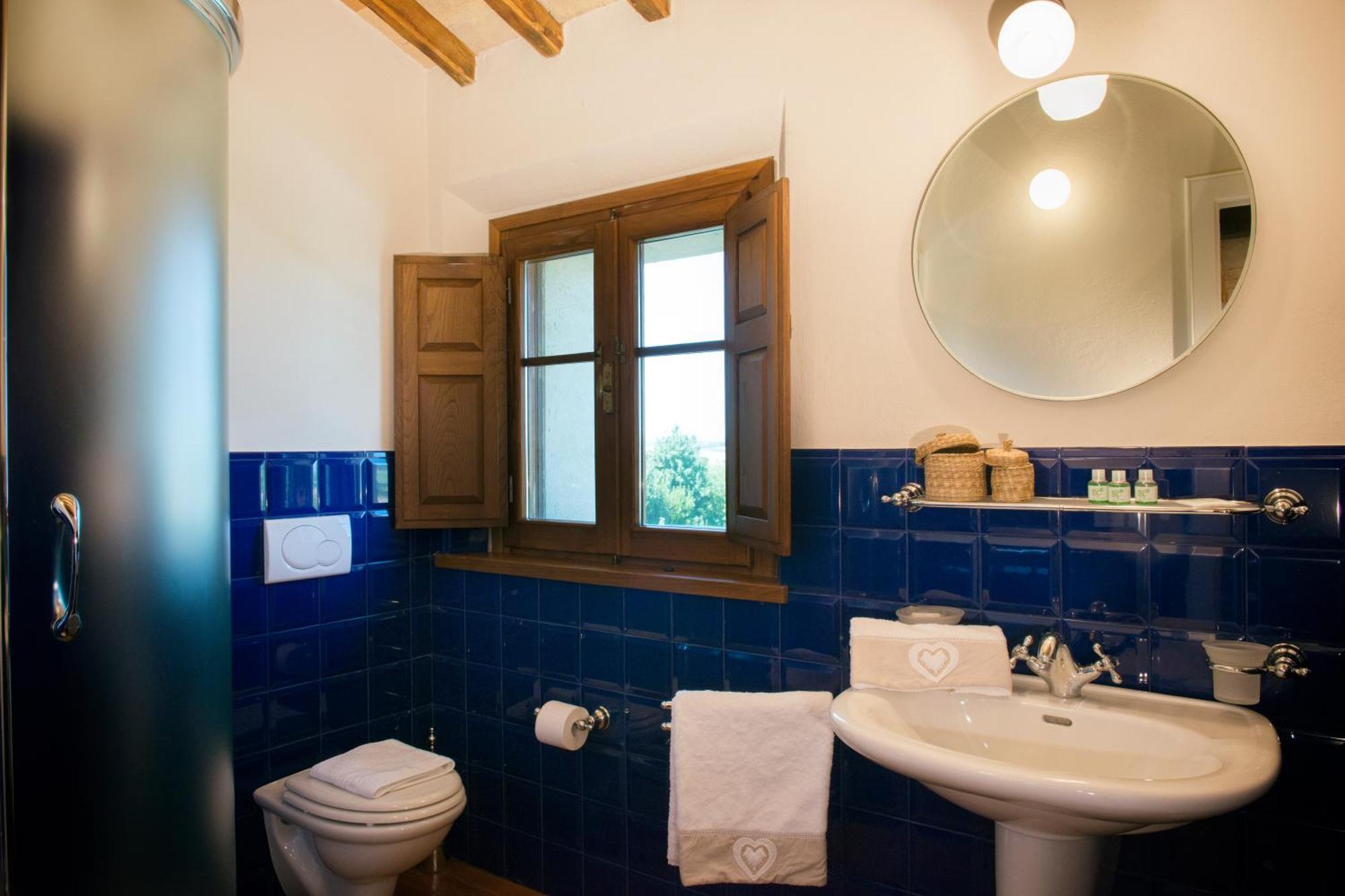 Farm stay Tenuta Dei Mori-wine Relais Events Villanova (Umbria)