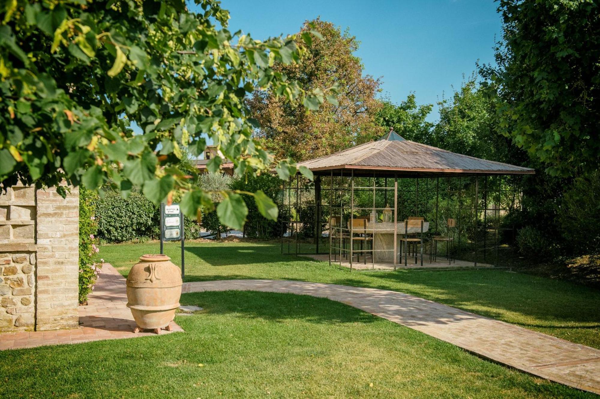 Tenuta Dei Mori-wine Relais Events Farm stay *